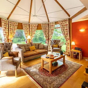 heads-nook-hall-cottage.hotels-newcastle-upon-tyne.com/