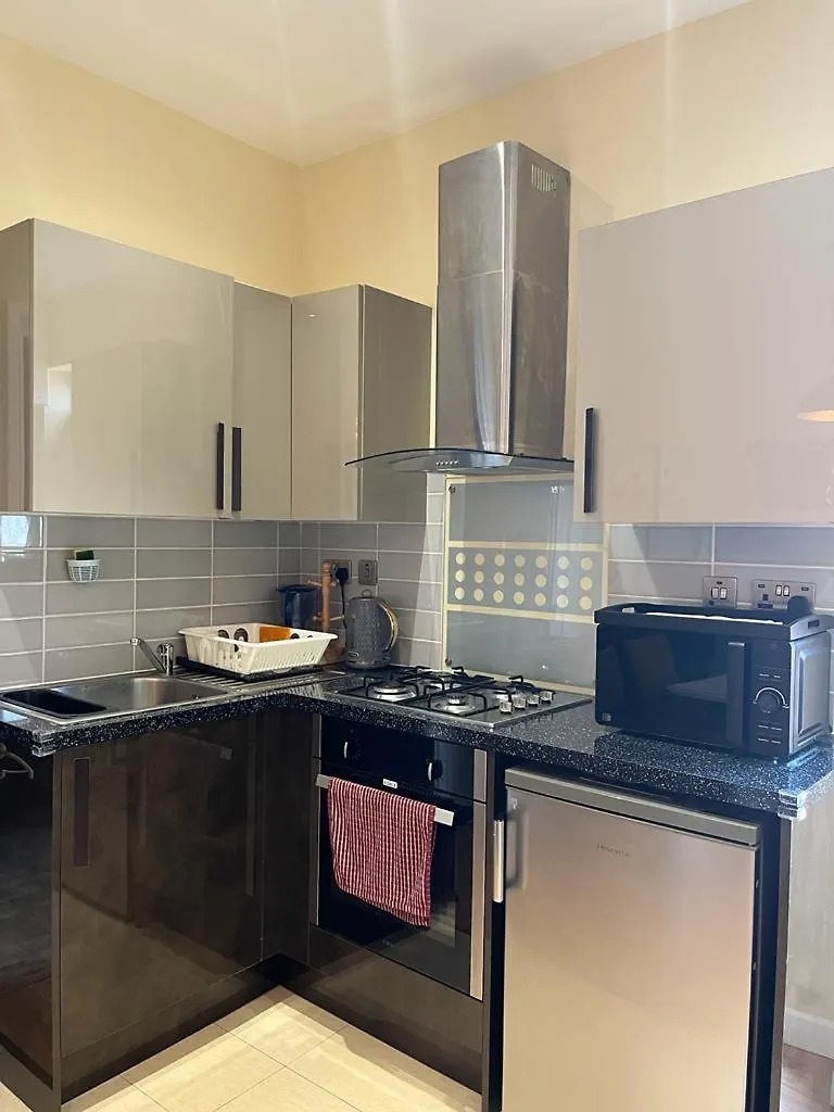 Lovely Apartment Near Gatwick Airport Reigate 0*,  United Kingdom